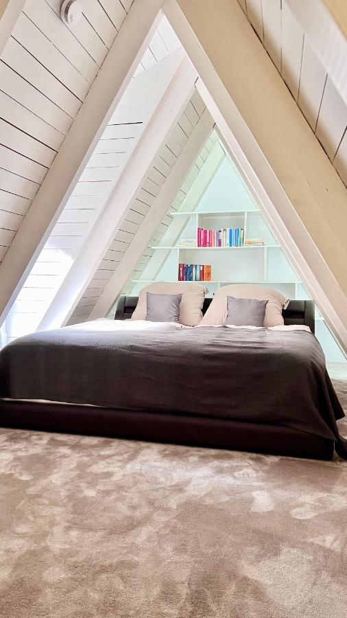 Gemuetliche Maisonettewohnung Mit Dachterrasse Am Schloss โอลเดนบวร์ก ภายนอก รูปภาพ