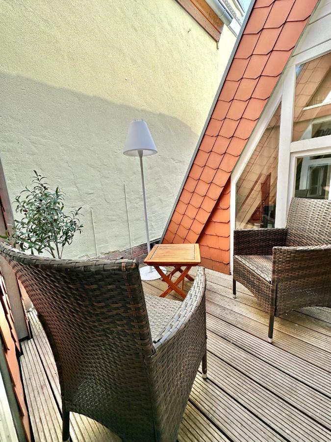 Gemuetliche Maisonettewohnung Mit Dachterrasse Am Schloss โอลเดนบวร์ก ภายนอก รูปภาพ